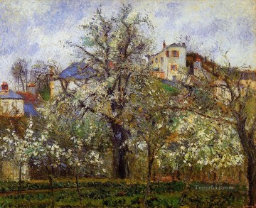 カミーユ・ピサロ Painting - 花の咲く木々のある菜園 春のポントワーズ 1877年 カミーユ・ピサロ